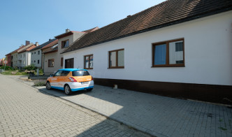 Pronájem rodinného domu v Šumicích
