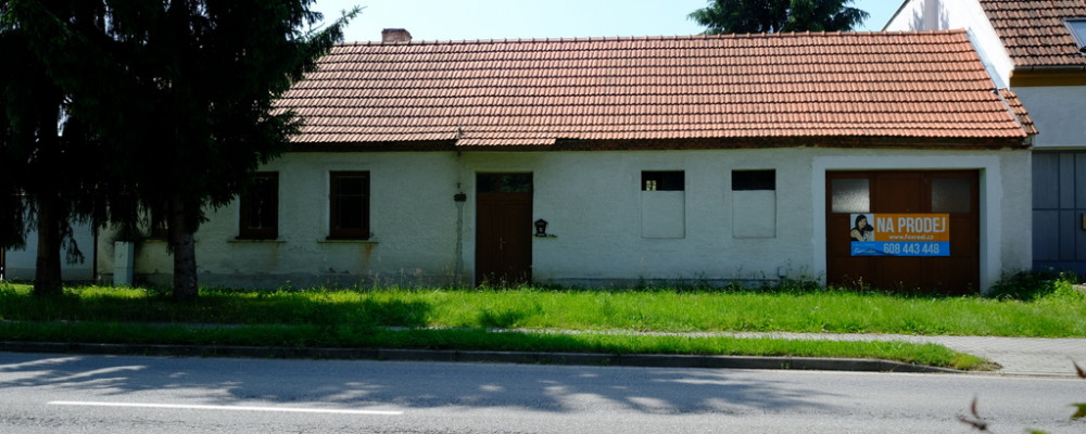 Prodej pozemku v Šumicích